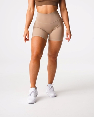 NVGTN Signature 2.0 Shorts Latte  Shorts Femme | OLC-4801736