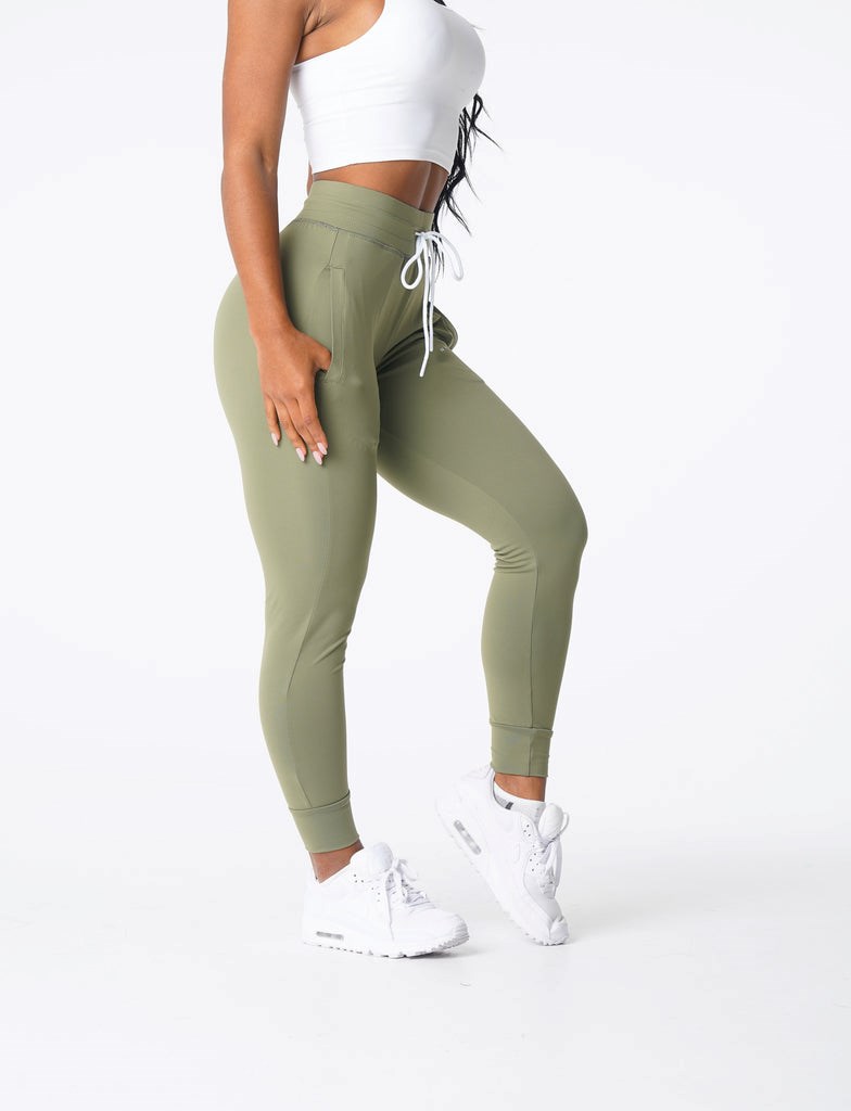 NVGTN Joggers Vert Olive  Joggers Femme | SVM-2218647